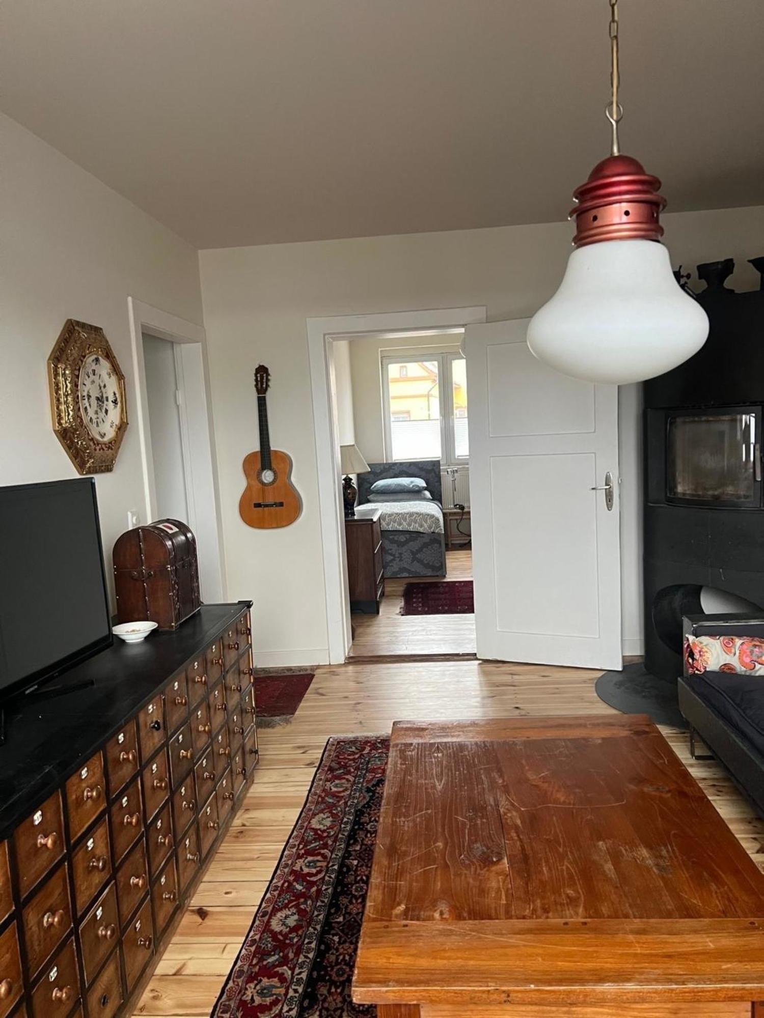 Antike Wohnmoeglichkeit Kurz Und Langfristig 100Qm Erdgeschoss Apartment Lauchhammer Exterior photo